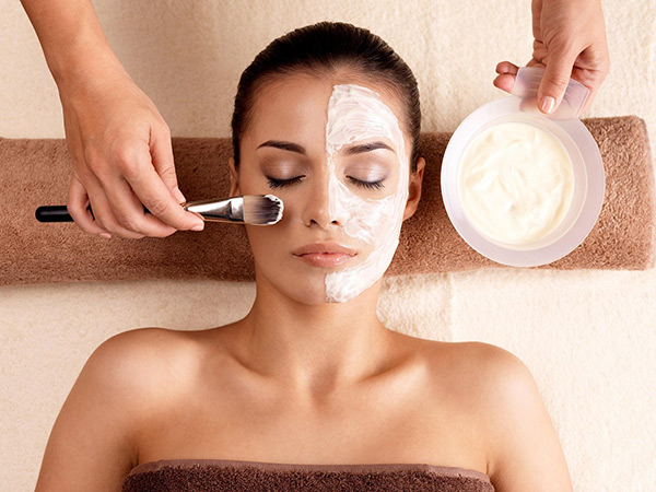 Hautarztpraxis Grafing Dr. med. Vahan Mourantchanian - Ästhetische Dermatologie Hautarztpraxis Grafing Dr. med. Vahan Mourantchanian - Ästhetische Dermatologie
